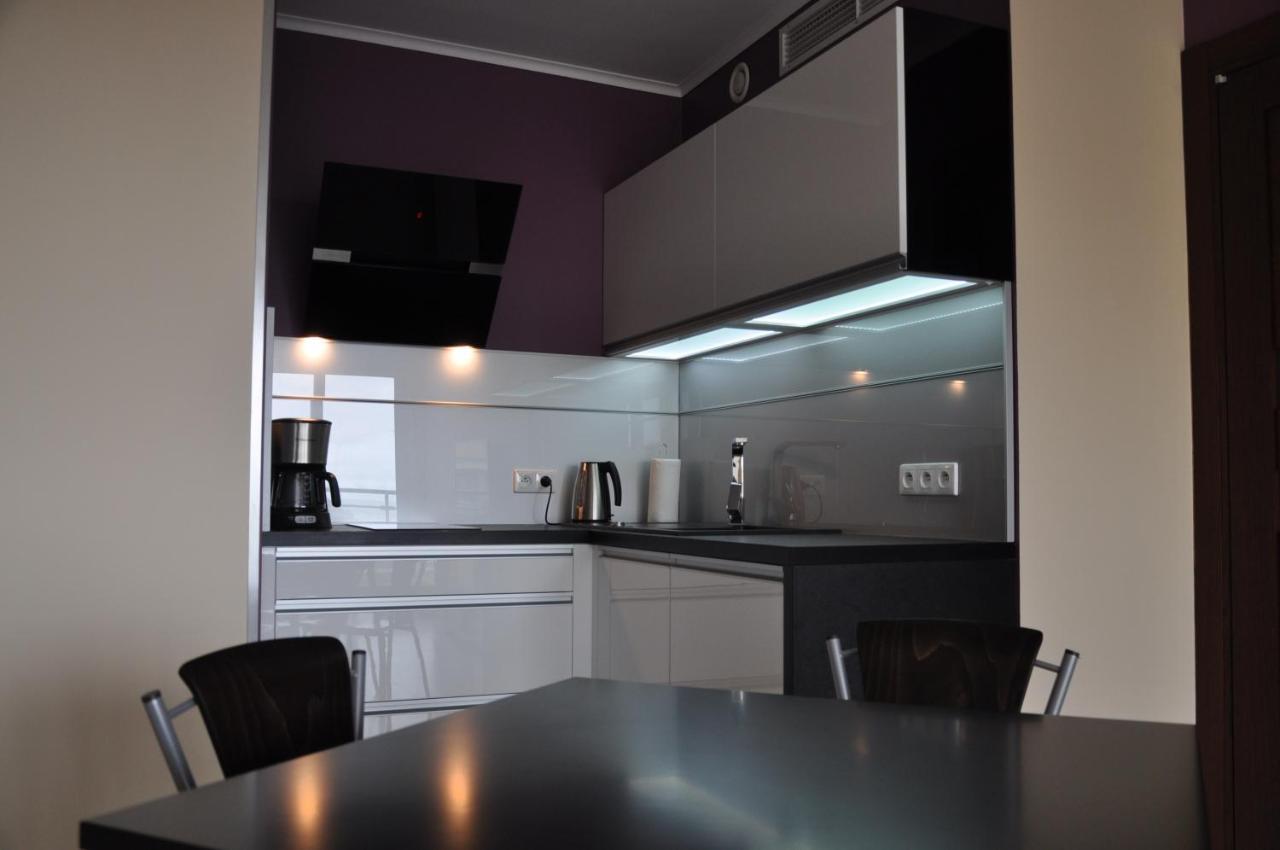 Апартаменти Promenada28pl - Z Widokiem Na Morze Мендзиздроє